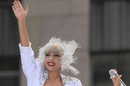 Lady Gaga (31) wünschte sich 2010 hingegen Handtücher, die nach Lavendel riechen. Backstage musste zudem ein Sauerstoffzelt ...
