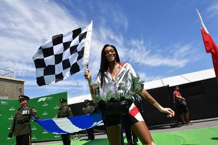 Winnie Harlow (Lewis Hamilton) imago Thomas Metzer.jpg