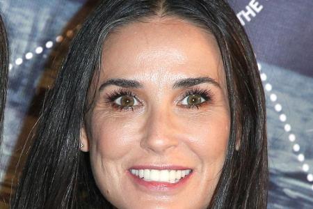 Eine Zeit lang half Demi Moore (52) sicher ihr 15 Jahre jüngerer Ex-Lover Ashton Kutcher (37) dabei, sich jung zu fühlen. Do...