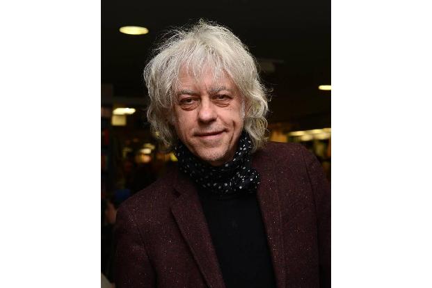 ...muss man zwar nicht unbedingt prominent sein, aber eben etwas für Großbritannien getan haben - wie Sir Bob Geldof, der ko...