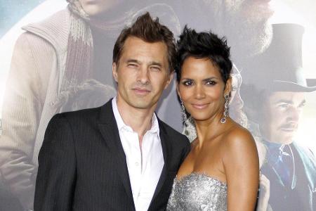 Halle Berry bekam im Alter von 47 Jahren ihren Sohn Maceao. Der Vater: der französische Schauspieler Olivier Martinez.