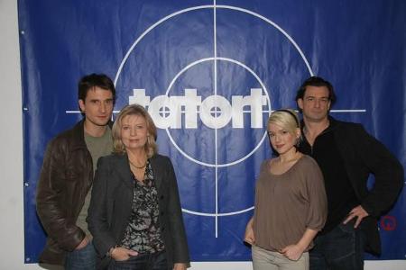 ...eine Rolle im 'Tatort' neben Oliver Mommsen, Sabine Postel und Thomas Sarbacher. 2007 begeisterte sie in der Folge 'Schwe...