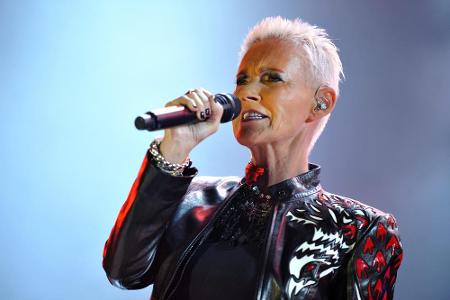 Roxette-Star Marie Fredriksson wurde 61 Jahre alt. Sie starb am 9. Dezember an den Folgen ihrer Krebserkrankung. 