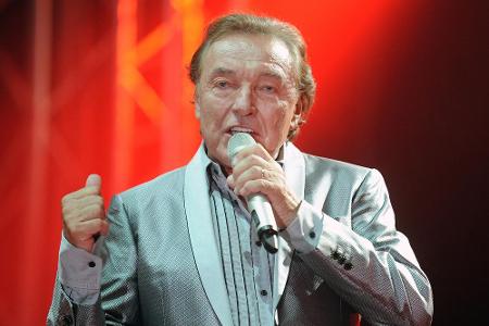 Am 1. Oktober hat Schlager-Ikone Karel Gott den Kampf gegen den Krebs verloren. Er wurde 80 Jahre alt. 