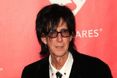 Ric Ocasek, Frontmann der Band The Cars, wurde am 15. September leblos in seiner Wohnung in Manhattan aufgefunden. Bekannt w...