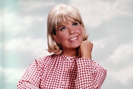 Mit Doris Day ging am 13. Mai eine Legende von uns. Ihre Karriere begann die Schauspielerin als Sängerin, ehe sie den Sprung...