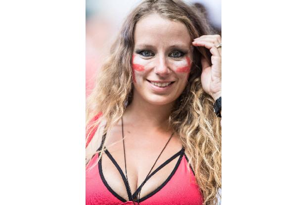 Sexy Fans 08 (7).jpg