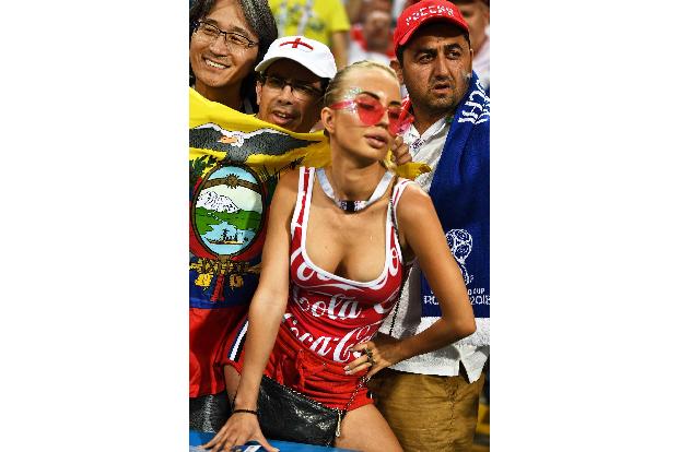 Sexy Fans 08 (14).jpg