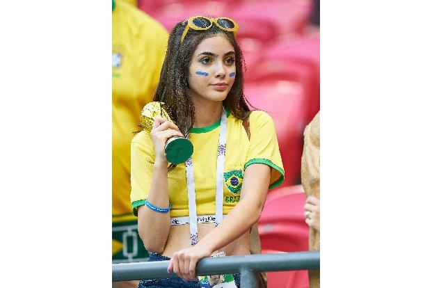 Sexy Fans 08 (13).jpg