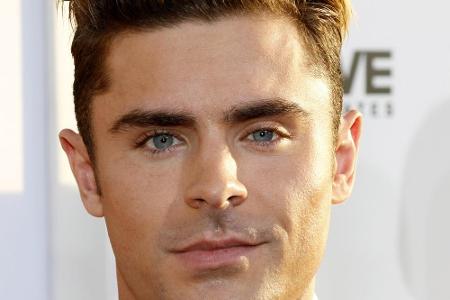 Schauspieler Zac Efron (29) machte wegen seines Alkohol- und Drogenproblems einen Entzug. Mittlerweile ist er clean und feie...