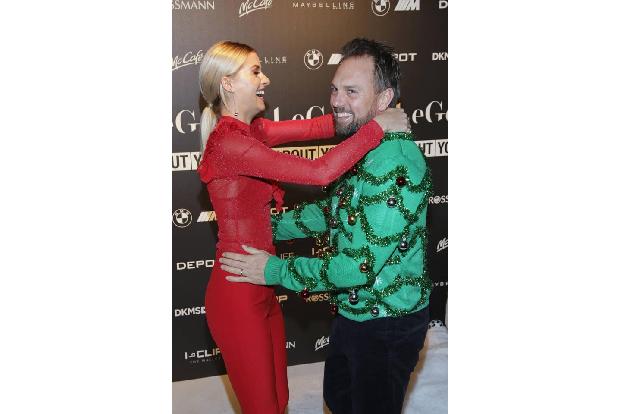 ...Steven Gätjen - trotz seines Weihnachtspullunders. Während Steven glücklich verheiratet ist, hat Lena übrigens in Benjami...