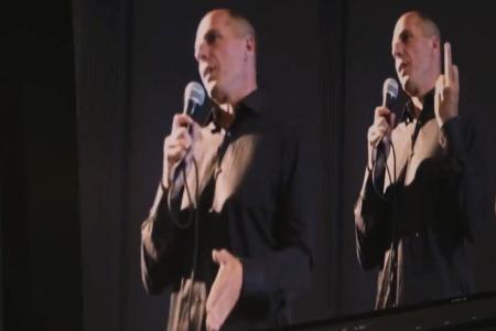 04 Varoufakis Stinkefinger.jpg