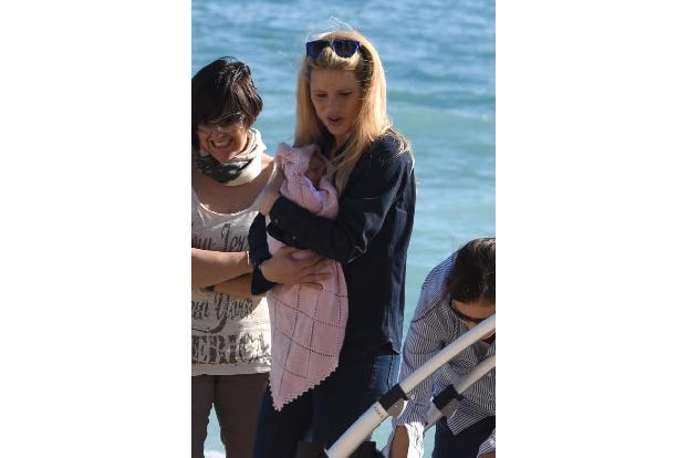 01 Michelle Hunziker WENn wenn22349729.jpg