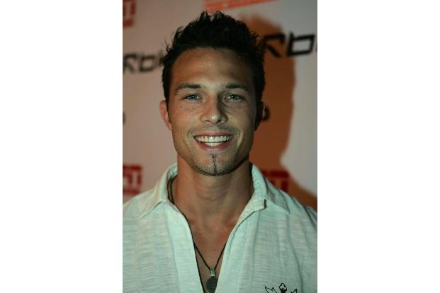 02 Ricardo Medina Jr. David Livingston WENn wenn285740.jpg