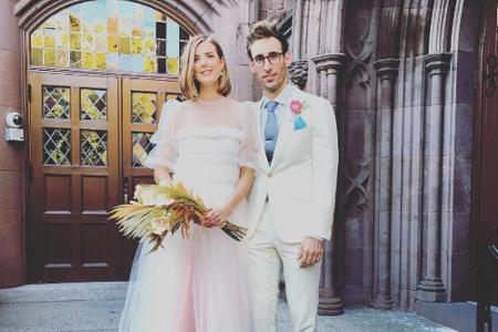Das Multitalent Agyness Deyn heiratete im ausgefallenen Hochzeitskleid Joel McAndrew am 28. August. Es ist bereits ihre zwei...
