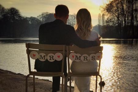 Frisch vermählt sind zudem Ex-Skispringer Sven Hannawald und Ex-Fußballerin Melissa Thiem. Die beiden gaben sich heimlich, s...