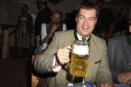 imago Markus Söder hofbräuhaus Future.jpg