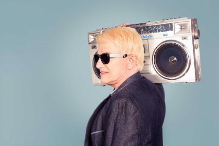 heino schlager sänger cover mit freundliche grüßen das verbotene album musik rammstein die ärzte nena