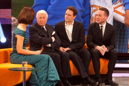 Zu einer kleinen Reunion kam es am 50. ZDF-Geburtstag 2014. Peter Weck wurde auf der Couch von seinen mittlerweile erwachsen...