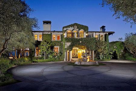 Heidi Klum Villa 01 außen frontal.jpg