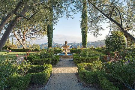 Heidi Klum Villa 06 Park.jpg