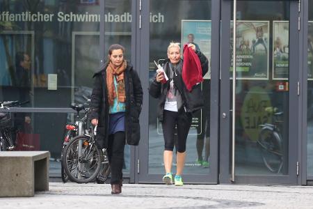 Für ihren Traumkörper trainiert Sarah Connor regelmäßig. Hier kommt sie aus einem Berliner Fitness-Center.