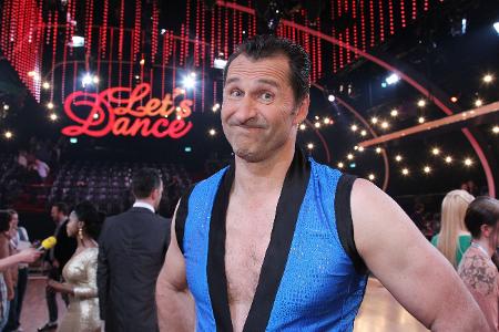 Doch gestern wendete sich das Blatt und Lars musste die Show verlassen.