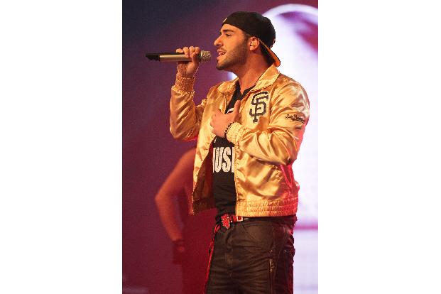 Hamed Anousheh sang 