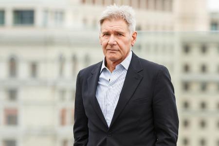 Harrison Ford war ein einfacher Zimmermann. Erst als Star-Produzent George Lucas ihn zum Möbelbauen beauftragte, wurde sein ...
