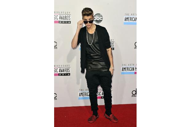 justin bieber dana martin mordanschlag besessen tattoo kanada krqe