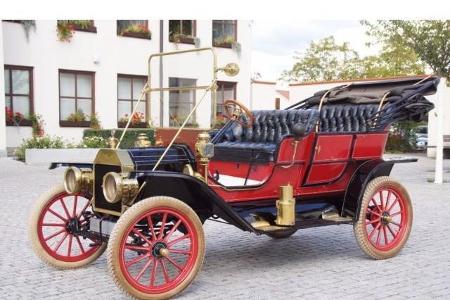 5_Ford Model T Touring.jpg