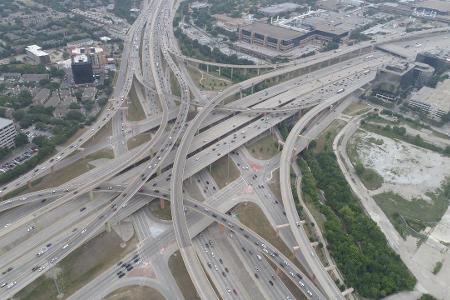 High Five Interchange, Dallas (c) shutterstock_661040518.jpg