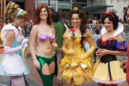 Die heißesten Cosplay-Babes & -Boys