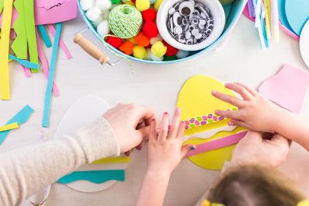 'WirBleibenZuhause Oster-Basteln mit der ganzen Familie