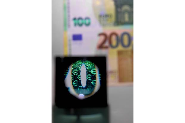 neue Scheine Euros in Ziffer_Hannelore Förster.jpg