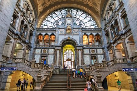 Als der belgische Bahnhof Antwerpen-Centraal 1905 eröffnet wurde, soll König Leopold II gesagt haben: 