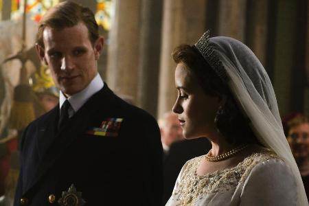 Claire Foy alias Elizabeth II. und Matt Smith alias Prinz Philip in 