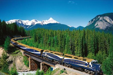 Der Rocky Mountaineer rattert seit 1990 durch die Rockies.