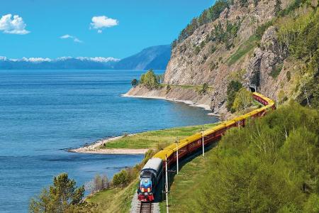 Die Transsibirische Eisenbahn befährt die längste Schienenstrecke der Welt