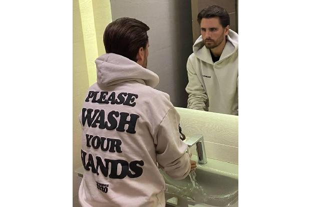 Scott Disick, der Ex von Reality-Star Kourtney Kardashian, witterte bei der Corona-Panik vor allem eines: Die Möglichkeit, m...