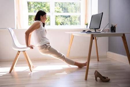 #WirBleibenZuhause So gelingt jedes Homeworkout Home Office