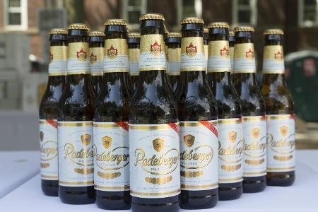 Radeberger Pilsner imago images Pacific Press Agency.jpg