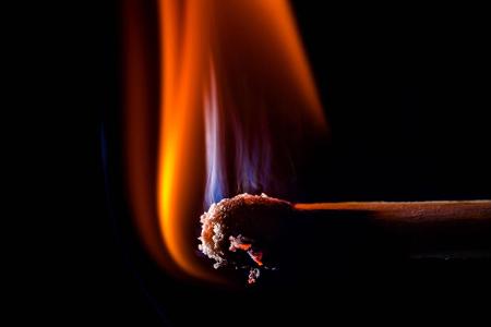 Feuer_Westend61.jpg