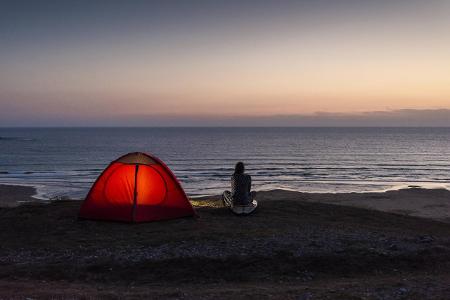 Nacht am Meer_Westend61.jpg