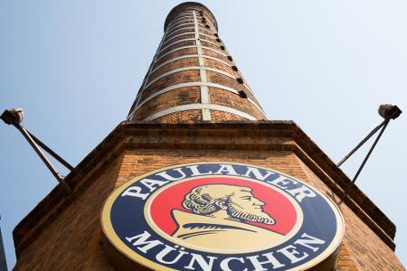 Dieser Turm steht nicht wie man irrtümlich annehmen könnte in München, sondern in Shanghai. In drei verschiedenen Paulaner-R...