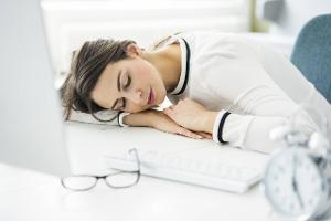 10 Tipps gegen die Mittagsmüdigkeit