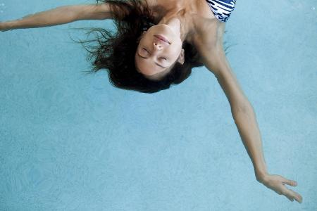 14floating_PhotoAlto.jpg