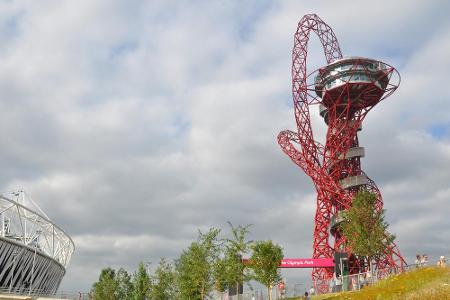 Der Osten Londons und der Olympia-Park brauchten 2008 dringend eine neue Sehenswürdigkeit. Also wurde ein Design-Wettbewerb ...