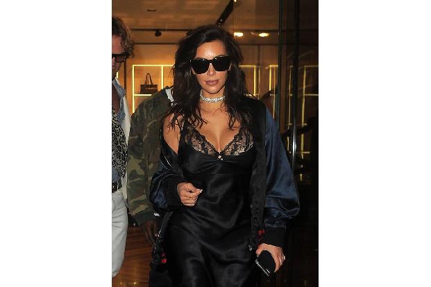 Na huch? Da mussten wir ja beinahe zweimal hinsehen, um in dieser Dame Kim Kardashian zu erkennen. Aber eben doch nur beinah...
