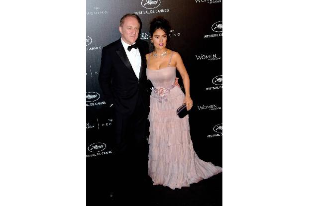 ...gemeinsam mit ihrem Mann François-Henri Pinault zur 